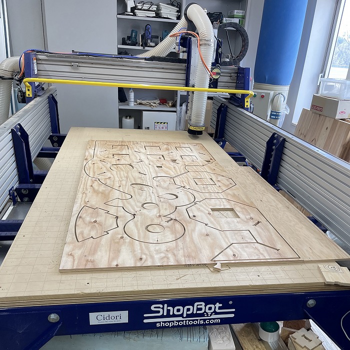 　図8　ShopBotによるパネルの切り出し