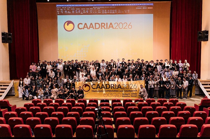 　CAADRIA 2026 対面参加者による集合写真